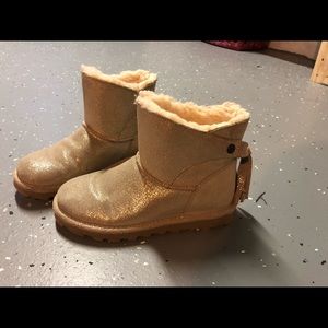 Kids bear claw boots